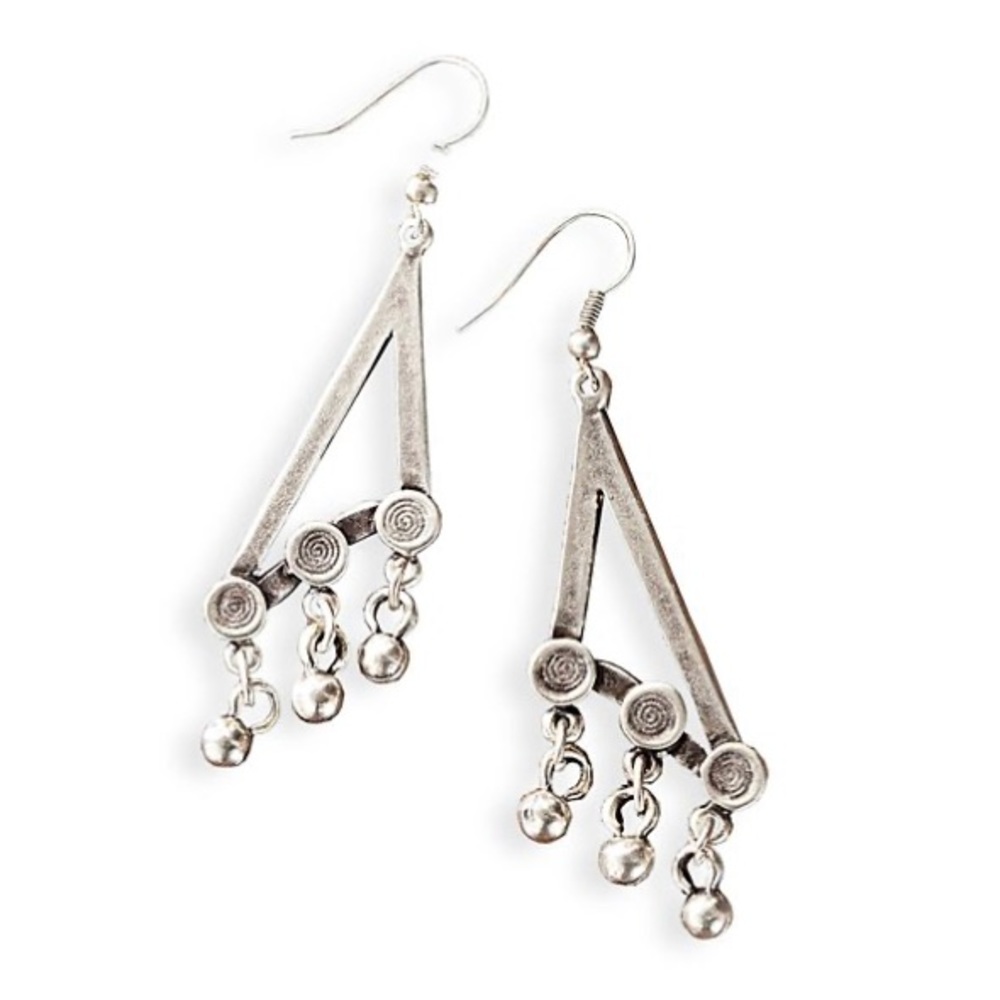 Turkish Pewter Handmade Triangle Earrings - Uno Alla Volta